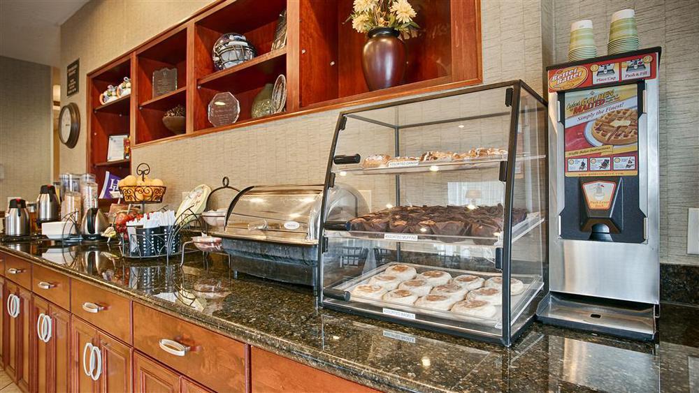 Best Western Plus Montezuma Inn&Suites Las Vegas Restaurant foto